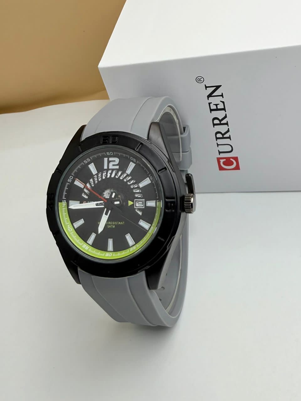 Montre Curren